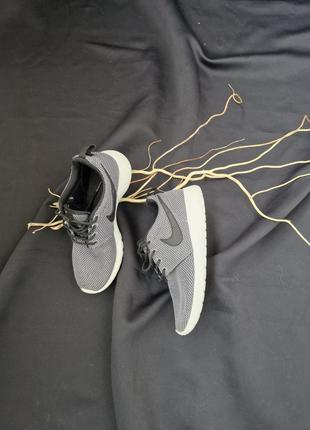 Nike rosherun gs оригінал