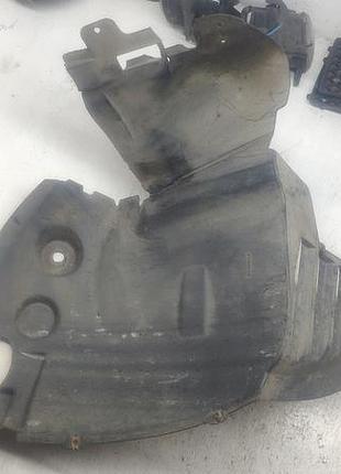 Підкрилок передній лівий під бампер рено кенго 1, renault kangoo 1 1998-2007 8200323642 \ 7700304865