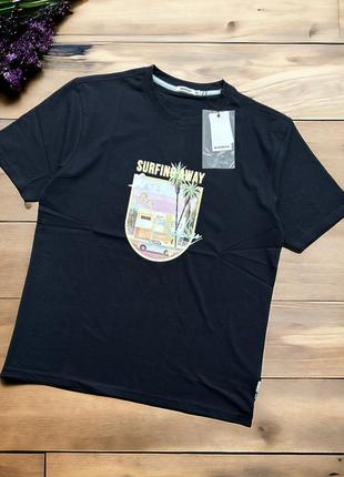 Чоловіча футболка