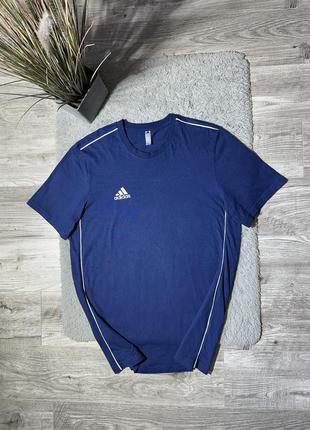 Оригінальна, спортивна футболка “adidas”