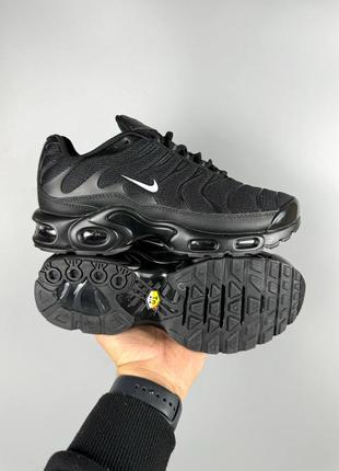 Кроссовки nike tn black