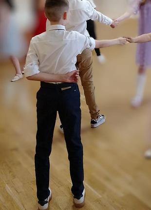 Одяг на випуск 10-11 років