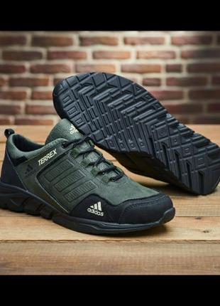 Чоловічi кросівки з натуральної шкіри у стилі adidas, мужские кожаные кроссовки цвет хаки