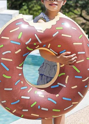 Надувной круг пончик donuts 65 см шоколадный