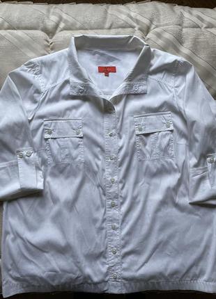 Біла жіноча сорочка