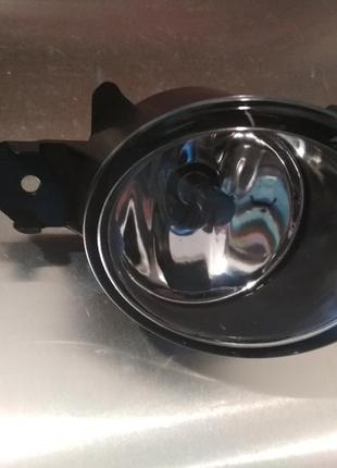 Nissan micra k12 02-10 ліва галогенка противотуманки додаткова фара оптика втф