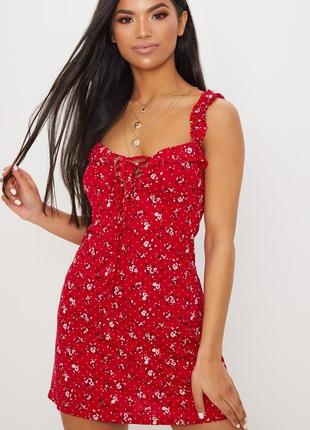 Літня сукня міні червона в квітковий принт, pretty little thing р. s плаття, сарафан