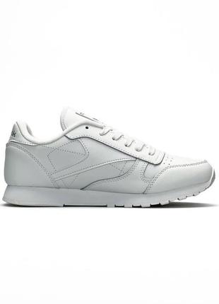 Reebok classic white