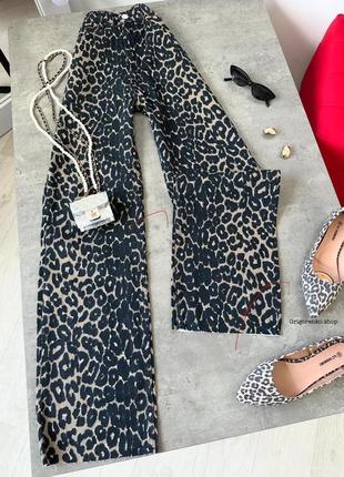 Жіночі джинси з леопардовим візерунком