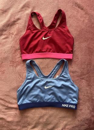 Топ nike dri-fit