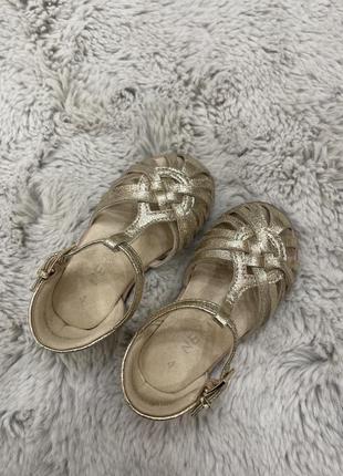 Детские босоножки next