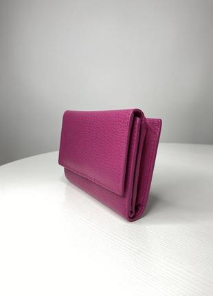 Яскравий жіночий гаманець рожевого кольору із натуральної шкіри
