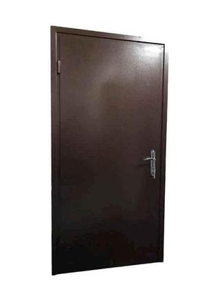 Двері вхідні металеві метал/дсп права економ 850*2040 темно-коричневий тм портала