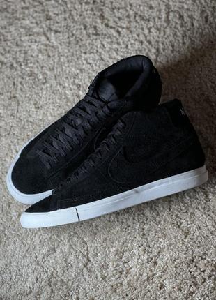 Nike blazer mid