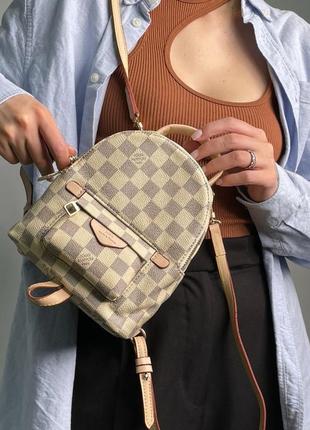 Фірмовий світлий жіночий рюкзак louis vuitton palm springs mini брендовий рюкзак міні шкіряний жіночий рюкзак принтований