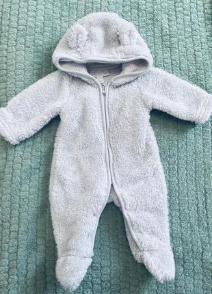 Плюшевий чоловічок з вушками