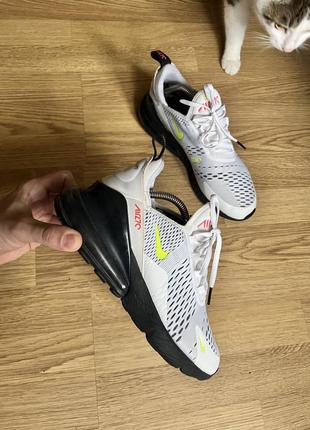 Кроссовки сетка лето nike air max 720 оригинал размер 40 25,5 см в идеальном состоянии без нюансов абсолютно