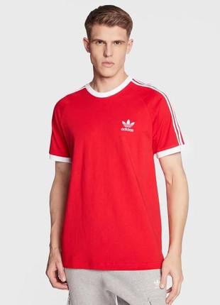 Adidas футболка adicolor classics 3-stripes t-shirt ia4852 червоний regular fit