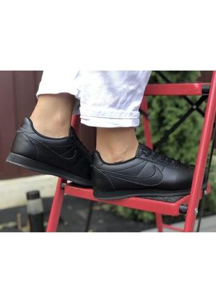 Кросівки шкіряні nike classic cortez