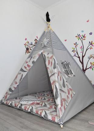 Великий вігвам з пір'ям універсальний, з м'яким килимком подушечками "великі пір'я з сірим"