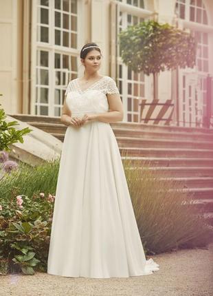 Дизайнерское свадебное платье европейского бренда