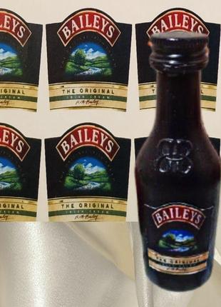 Наклейка етикетка на пляшку лікеру baileys бейліс