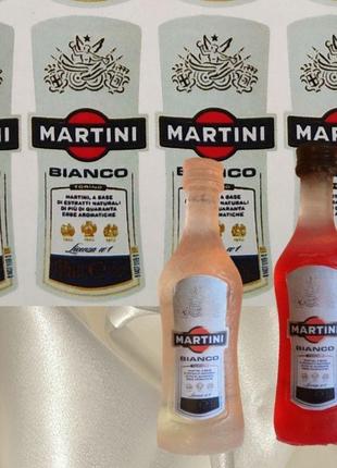 Наклейка етикетка на пляшку мартіні martini