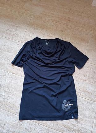 Футболка женская.