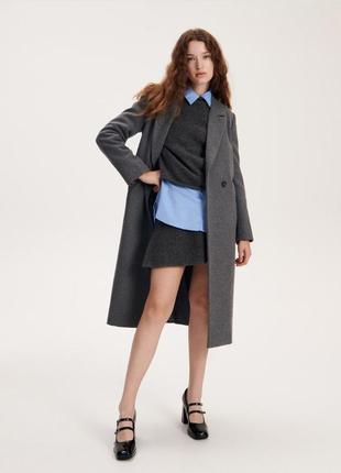 Двобортне довге пальто reserved довге сіре жіноче класичного крою, класичне трендове