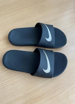 Шльопанці nike