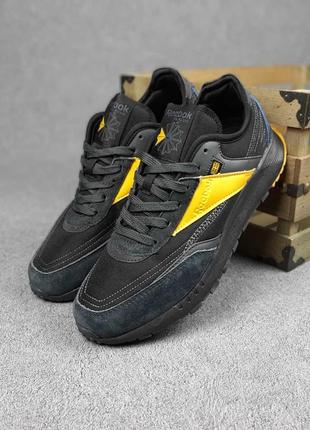 Кросівки reebok classic чорні з жовтим