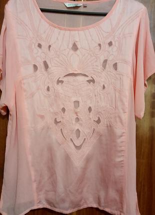 Блуза ніжна шифонова.