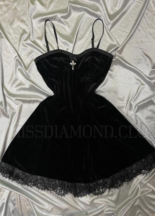 Велюровое платье готическое лолита вампирское с кружевом и с крестиком