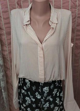 Блузка stradivarius