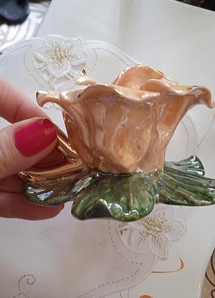 Изысканная фарфоровая статуэтка-свечущая роза на подарок