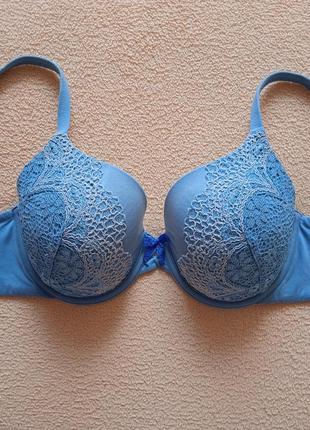 Бюстгалтер victorias secret 32dd