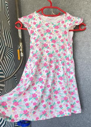 Гарнесенька літня сукня р 128 нова плаття для дівчинки