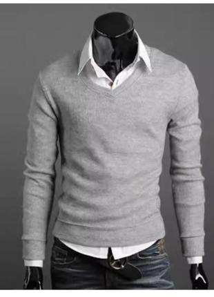 Мужской легкий свитер с вырезом - серый