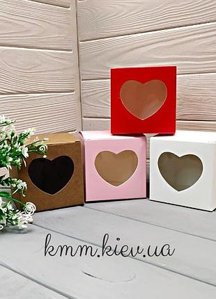 Коробка із серцем 90х90х90мм в асортименті - червоний