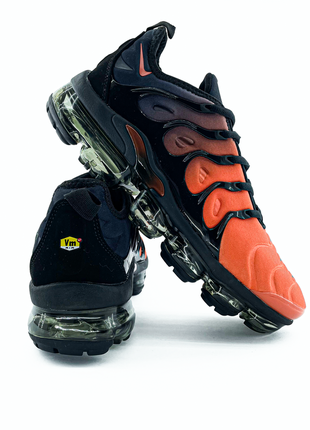 Мужские кроссовки nike air vapormax plus red black 41-42-44