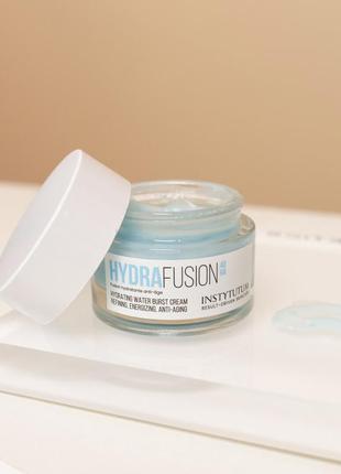 Instytutum hydrafusion 4d hydrating water burst cream 50ml увлажняющий гель-крем с 4 типами гиалуроновой кислоты.