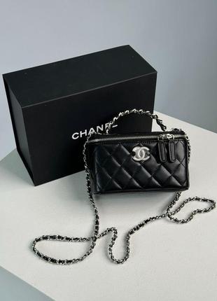 Сумка в стилі chanel vanity