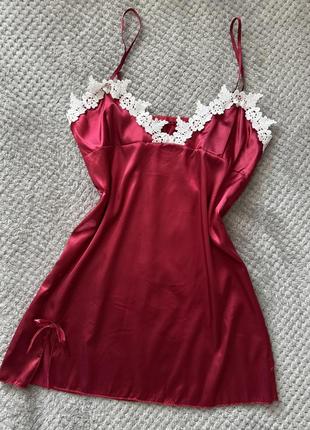 Атласная рубашка