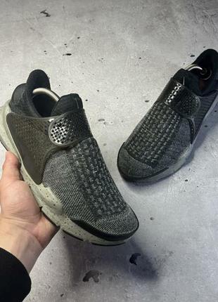 Nike sock dart se premium original shoes чоловічі кросівки оригінал.