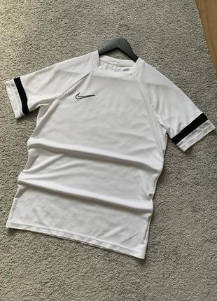 Футболка nike dri-fit1 фото