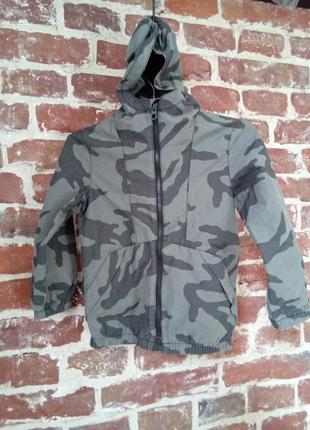 Детская куртка gap 4-5 лет осень принт милитари