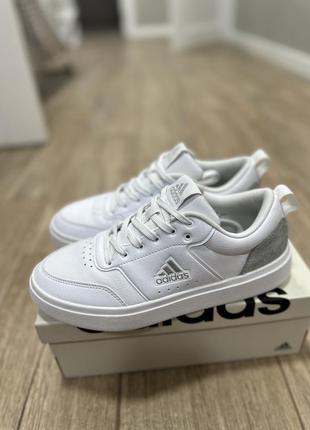 Кеди жіночі adidas