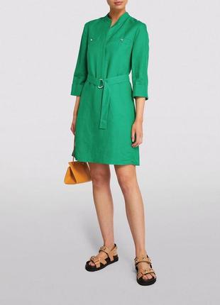Красивое сочное зеленое платье с ремнем