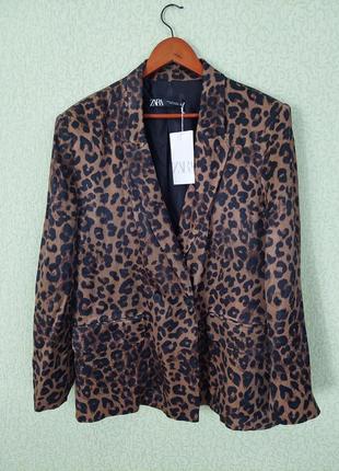 Двубортный пиджак zara в леопардовый принт