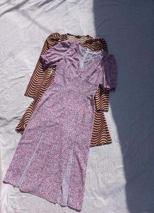 Летнее миди платье с разрезами в цветочный принт актуальное платье